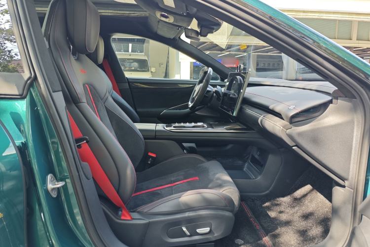 Used Xiaomi Auto SU7 Ultra 2025 Ultra Model Right Front Seat