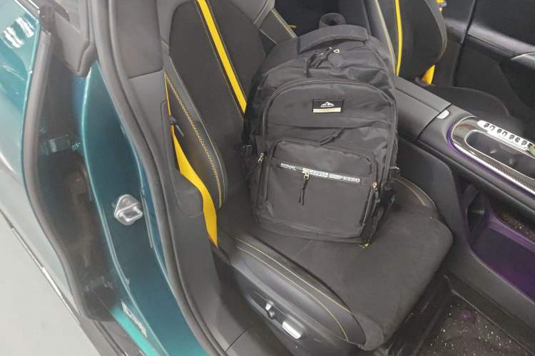 Used Xiaomi Auto SU7 Ultra 2025 Ultra Model Right Front Seat