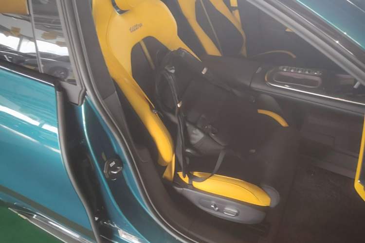 Used Xiaomi Auto SU7 Ultra 2025 Ultra Model Right Front Seat
