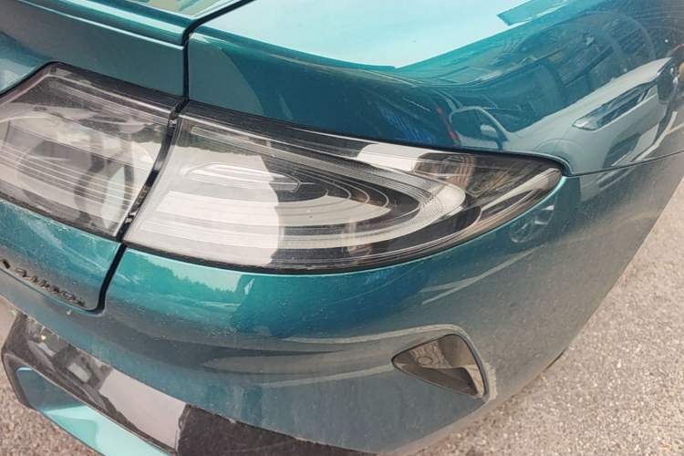 Used Xiaomi Auto SU7 Ultra 2025 Ultra Model Right Rear Taillight
