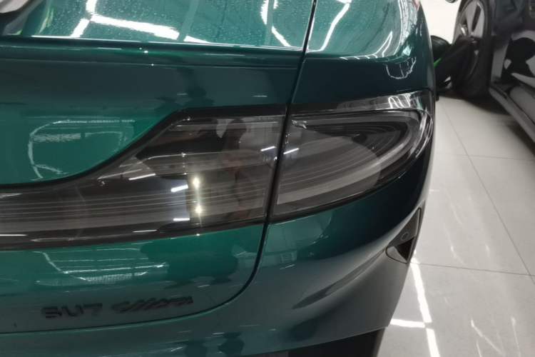 Used Xiaomi Auto SU7 Ultra 2025 Ultra Model Right Rear Taillight