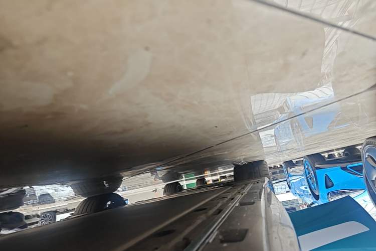 Used Xiaomi Auto SU7 Ultra 2025 Ultra Model Right Side Sill