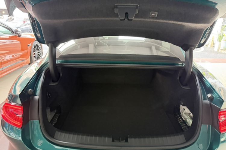 Used Xiaomi Auto SU7 Ultra 2025 Ultra Model Trunk
