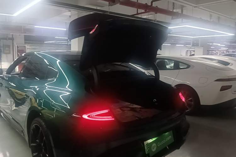 Used Xiaomi Auto SU7 Ultra 2025 Ultra Model Trunk