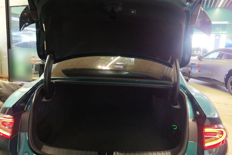 Used Xiaomi Auto SU7 Ultra 2025 Ultra Model Trunk