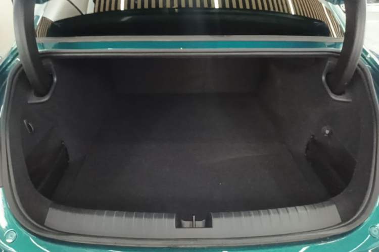 Used Xiaomi Auto SU7 Ultra 2025 Ultra Model Trunk