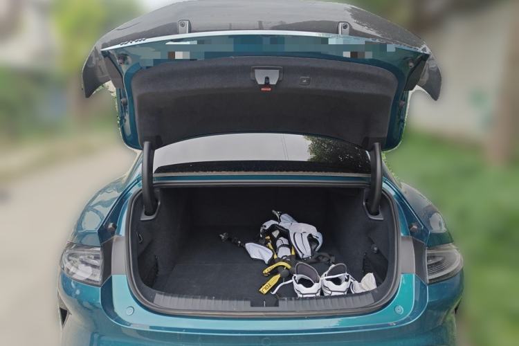 Used Xiaomi Auto SU7 Ultra 2025 Ultra Model Trunk