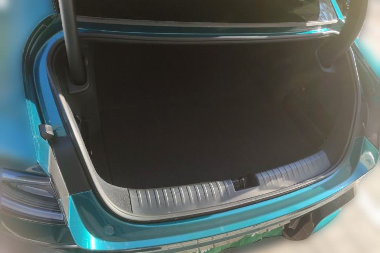 Used Xiaomi Auto SU7 Ultra 2025 Ultra Model Trunk
