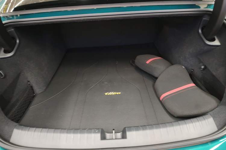 Used Xiaomi Auto SU7 Ultra 2025 Ultra Model Trunk