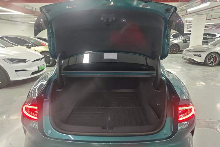 Used Xiaomi Auto SU7 Ultra 2025 Ultra Model Trunk
