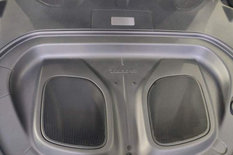 Used Xiaomi Auto SU7 Ultra 2025 Model Nürburgring Limited Edition Engine Bay