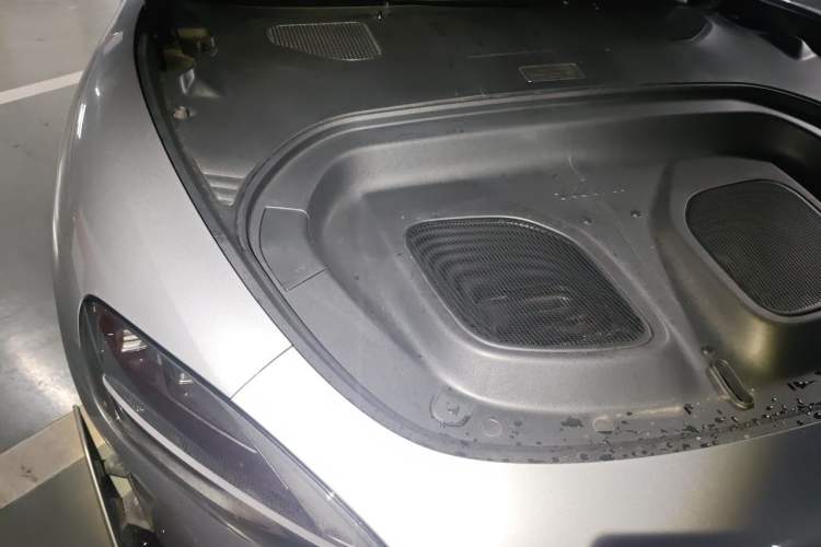 Used Xiaomi Auto SU7 Ultra 2025 Ultra Model Engine Bay Right
