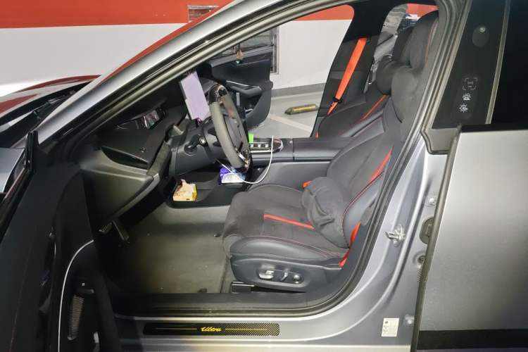 Used Xiaomi Auto SU7 Ultra 2025 Ultra Model Left Front Seat
