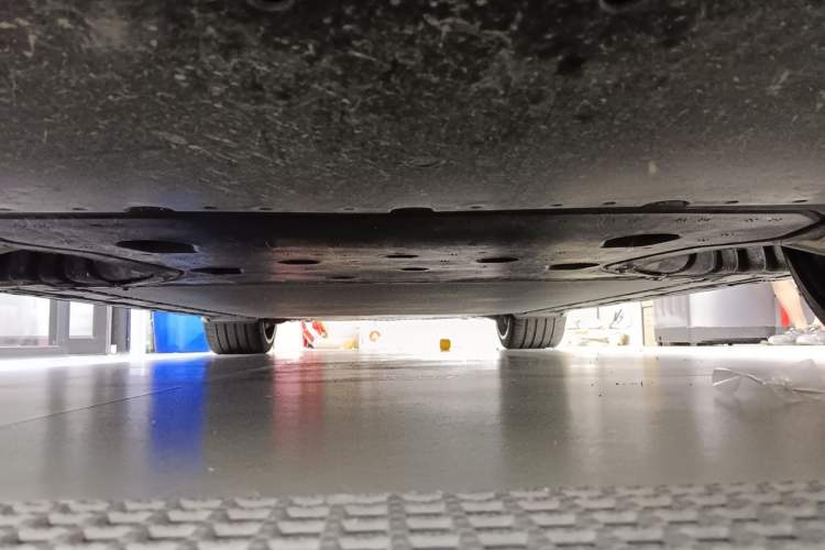 Used Xiaomi Auto SU7 Ultra 2025 Ultra Model Chassis Front