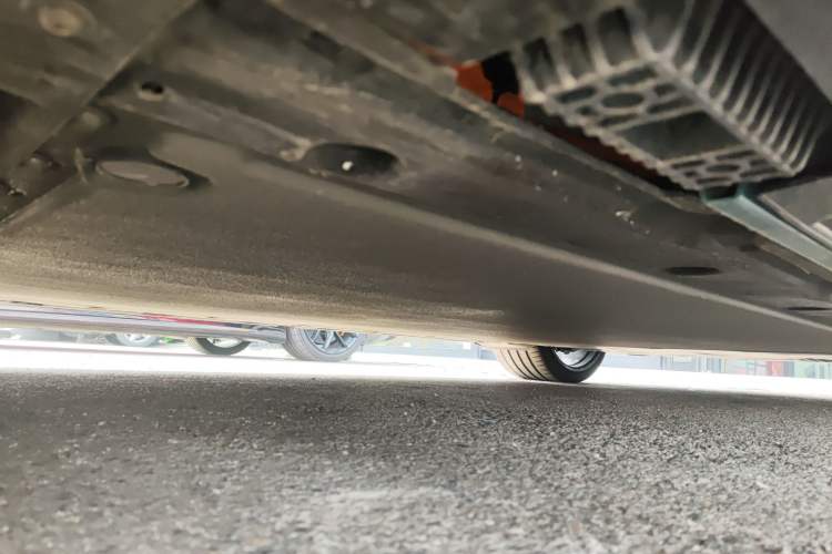 Used Xiaomi Auto SU7 Ultra 2025 Ultra Model Chassis Front Left