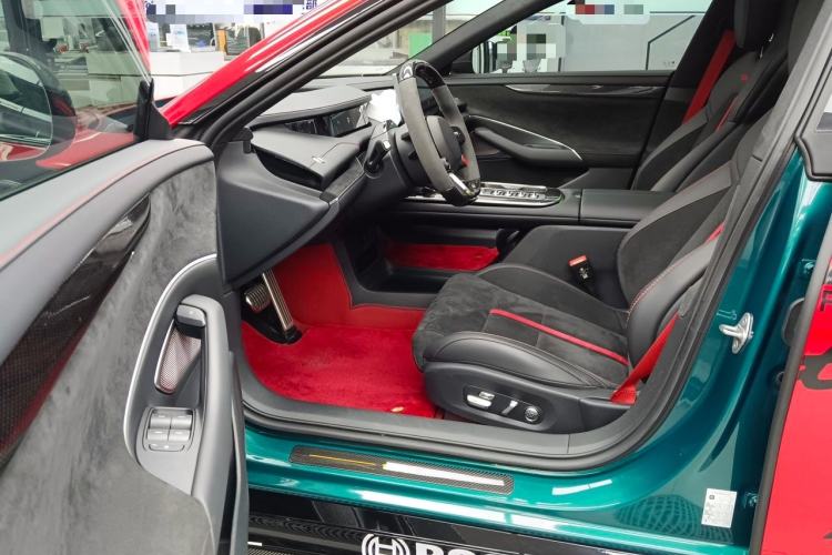 Used Xiaomi Auto SU7 Ultra 2025 Ultra Model Driver Seat
