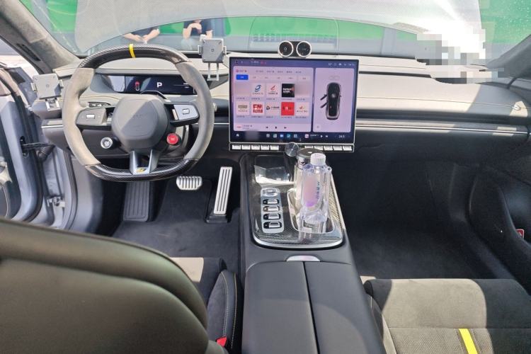 Used Xiaomi Auto SU7 Ultra 2025 Ultra Model Center Console