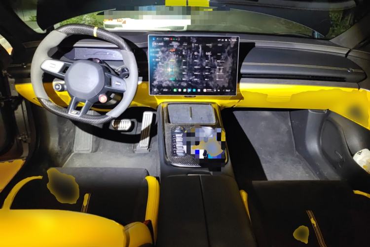 Used Xiaomi Auto SU7 Ultra 2025 Ultra Model Center Console
