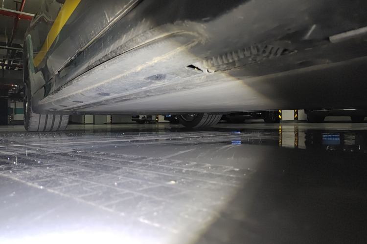 Used Xiaomi Auto SU7 Ultra 2025 Ultra Model Chassis Front Right