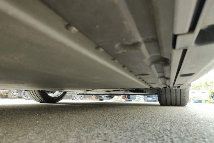 Used Xiaomi Auto SU7 Ultra 2025 Ultra Model Chassis Front Right