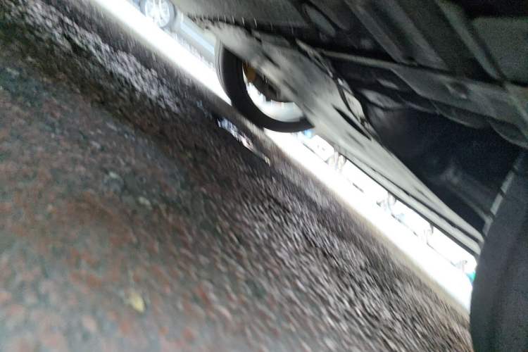 Used Xiaomi Auto SU7 Ultra 2025 Ultra Model Chassis Front Right