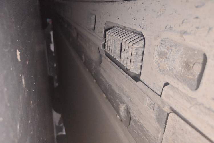 Used Xiaomi Auto SU7 Ultra 2025 Ultra Model Chassis Front Right