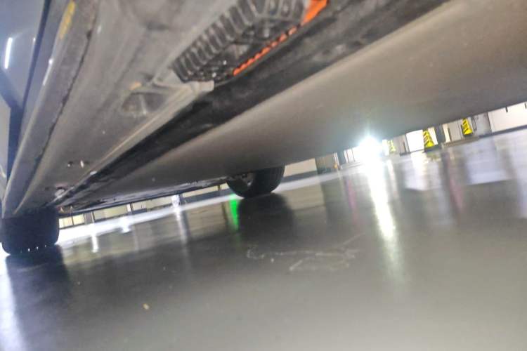 Used Xiaomi Auto SU7 Ultra 2025 Ultra Model Chassis Rear Left