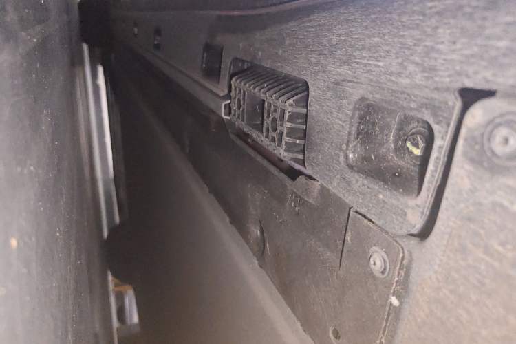 Used Xiaomi Auto SU7 Ultra 2025 Ultra Model Chassis Rear Left
