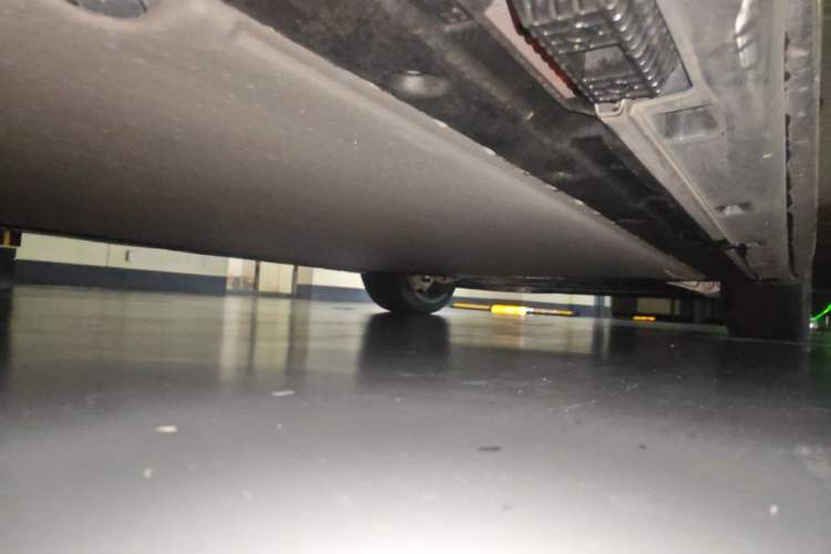 Used Xiaomi Auto SU7 Ultra 2025 Ultra Model Chassis Rear Right