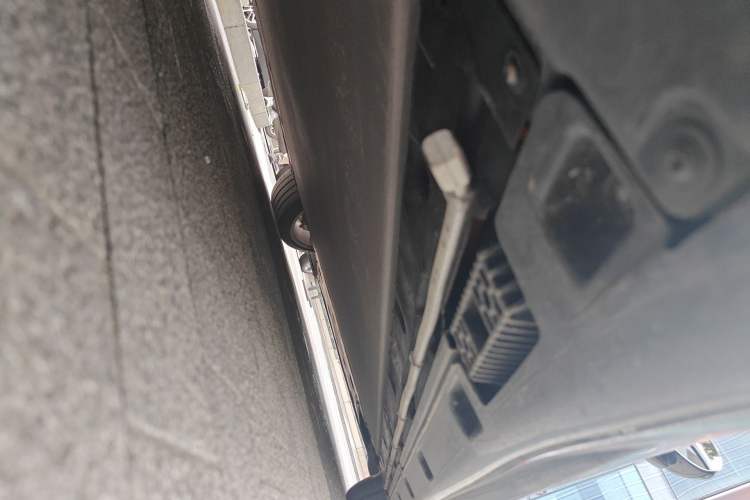 Used Xiaomi Auto SU7 Ultra 2025 Ultra Model Chassis Rear Right