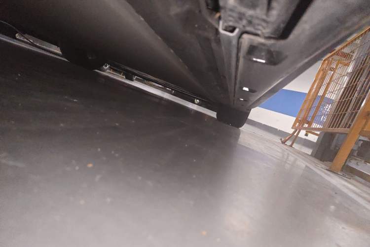 Used Xiaomi Auto SU7 Ultra 2025 Ultra Model Chassis Rear Right