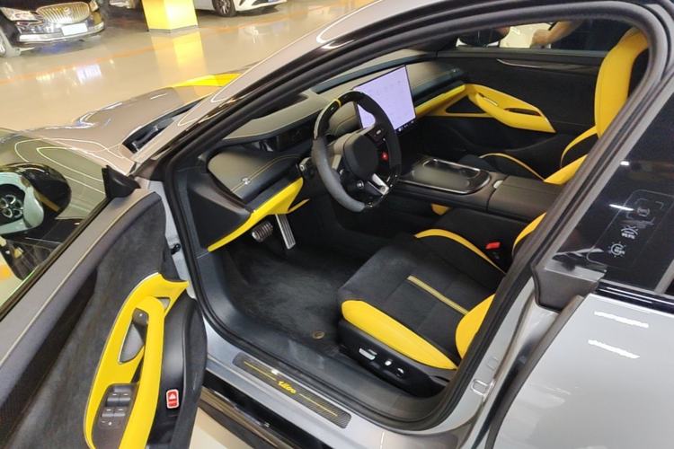 Used Xiaomi Auto SU7 Ultra 2025 Ultra Model Driver Seat
