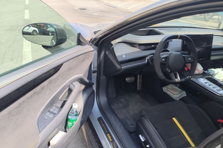Used Xiaomi Auto SU7 Ultra 2025 Ultra Model Driver Seat