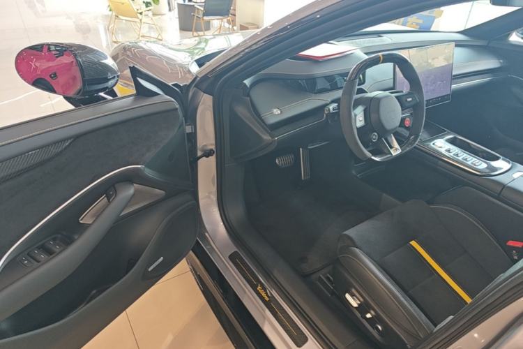 Used Xiaomi Auto SU7 Ultra 2025 Ultra Model Driver Seat