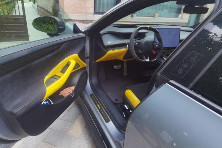 Used Xiaomi Auto SU7 Ultra 2025 Ultra Model Driver Seat