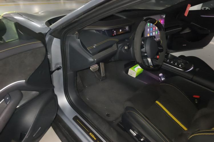 Used Xiaomi Auto SU7 Ultra 2025 Ultra Model Driver Seat
