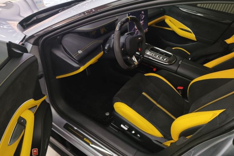 Used Xiaomi Auto SU7 Ultra 2025 Ultra Model Driver Seat