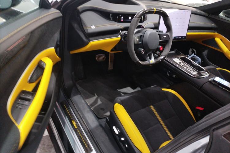 Used Xiaomi Auto SU7 Ultra 2025 Ultra Model Driver Seat