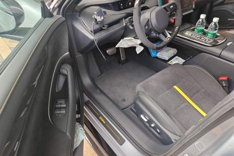 Used Xiaomi Auto SU7 Ultra 2025 Ultra Model Driver Seat