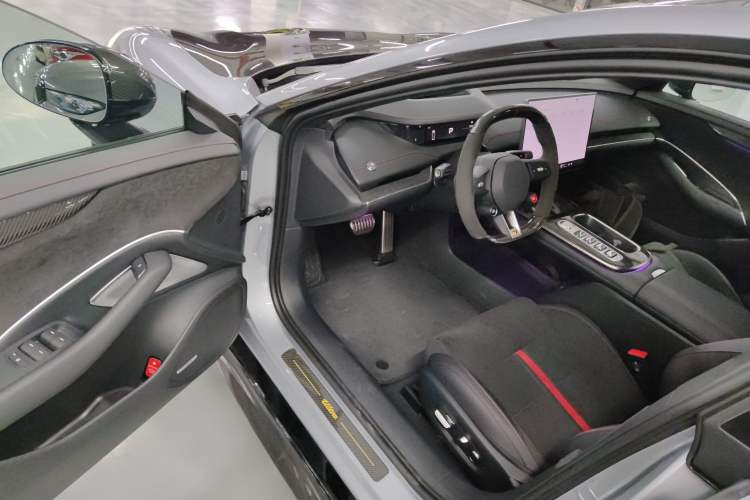 Used Xiaomi Auto SU7 Ultra 2025 Ultra Model Driver Seat
