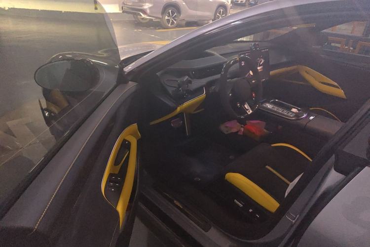 Used Xiaomi Auto SU7 Ultra 2025 Ultra Model Driver Seat