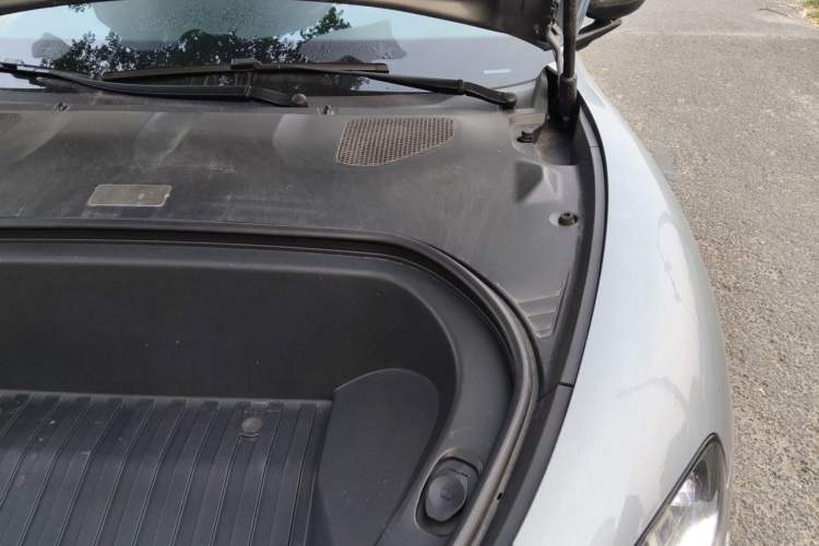 Used Xiaomi Auto SU7 Ultra 2025 Ultra Model Engine Bay Left