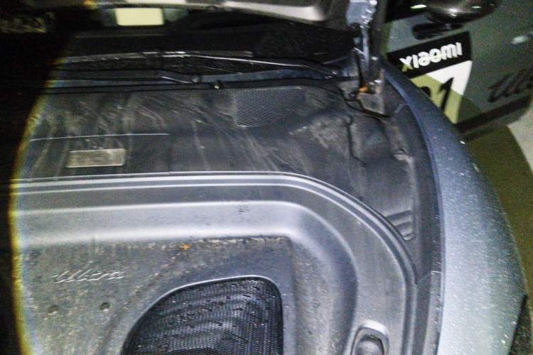 Used Xiaomi Auto SU7 Ultra 2025 Ultra Model Engine Bay Left