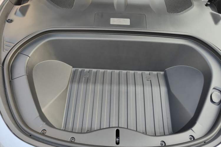 Used Xiaomi Auto SU7 Ultra 2025 Ultra Model Engine Bay