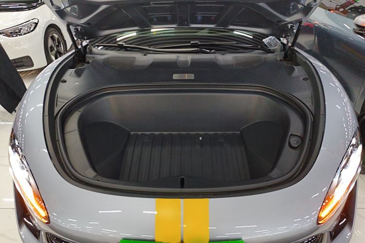 Used Xiaomi Auto SU7 Ultra 2025 Ultra Model Engine Bay