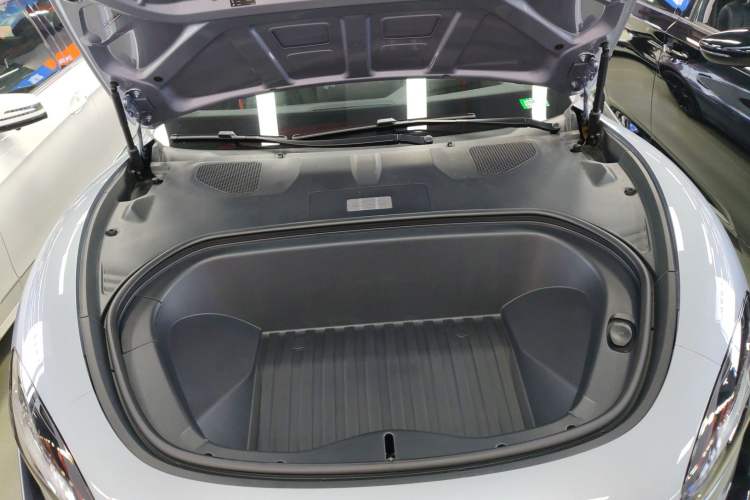 Used Xiaomi Auto SU7 Ultra 2025 Ultra Model Engine Bay