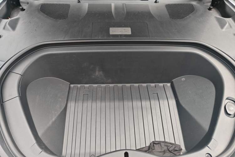 Used Xiaomi Auto SU7 Ultra 2025 Ultra Model Engine Bay