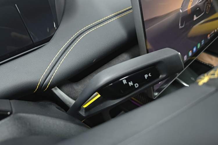 Used Xiaomi Auto SU7 Ultra 2025 Ultra Model Gear Lever