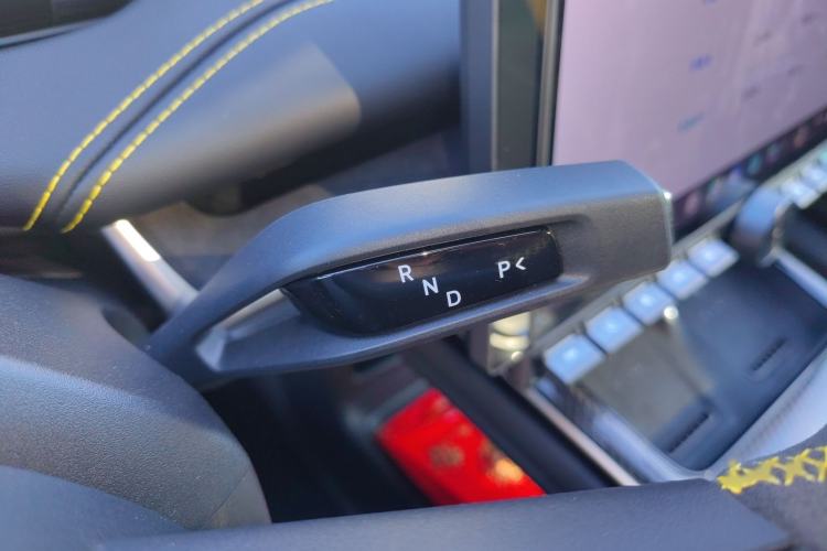 Used Xiaomi Auto SU7 Ultra 2025 Ultra Model Gear Lever
