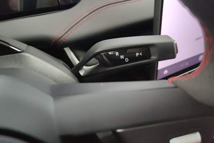 Used Xiaomi Auto SU7 Ultra 2025 Ultra Model Gear Lever
